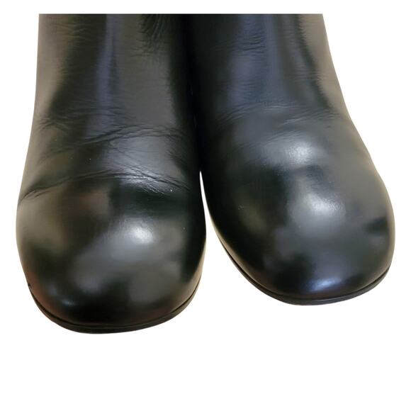 Chanel Interlocking CC Logo Black Leather Turnlock Ankle Boots Heeled 10.5 41 - Picture 6 of 12